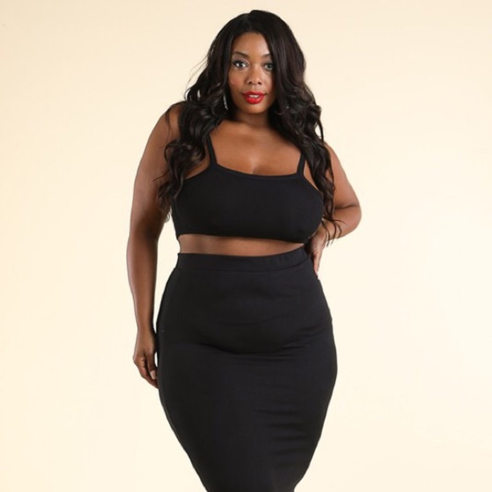 Black Crop Top & Skirt Set (1X-3X)